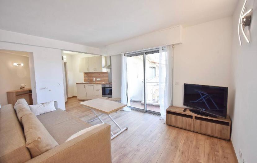 Superbe Appartement A 500M Du Palais Des Festivals Cannes Exterior photo